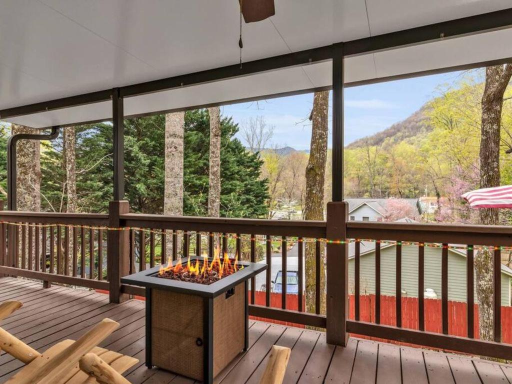 Soco Serene Cabin In The Heart Of Maggie Valley Zewnętrze zdjęcie